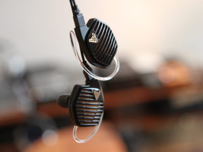 Audeze LCDi4