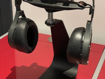 Abyss AB1266 Stand by Headphone Auditions Amsterdam & ROOMS Design