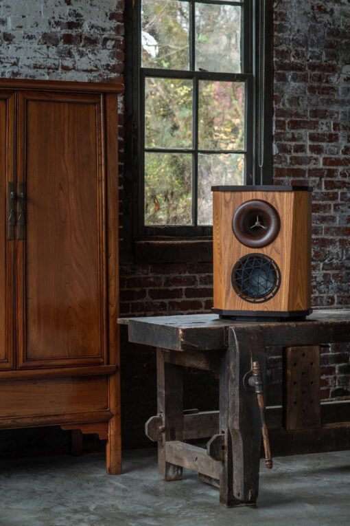 Fleetwood Sound DeVille - Image 6