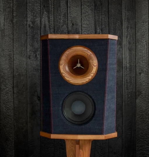 Fleetwood Sound DeVille - Image 4